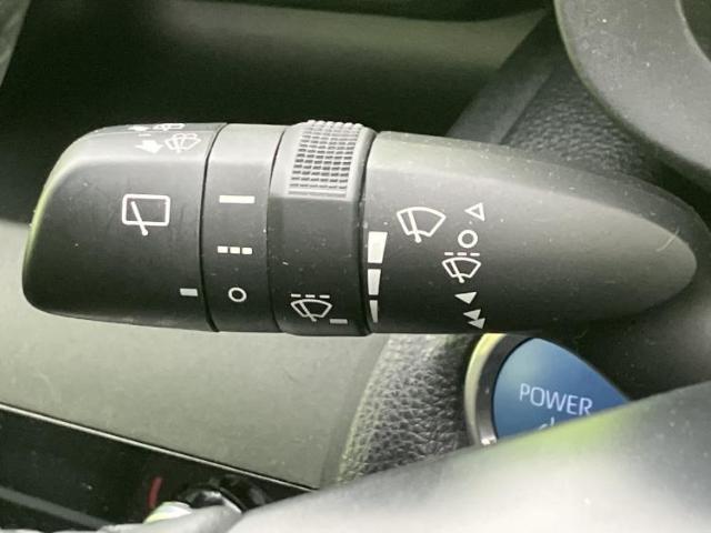 Toyota YARIS CROSS 2023-06 8552656-16