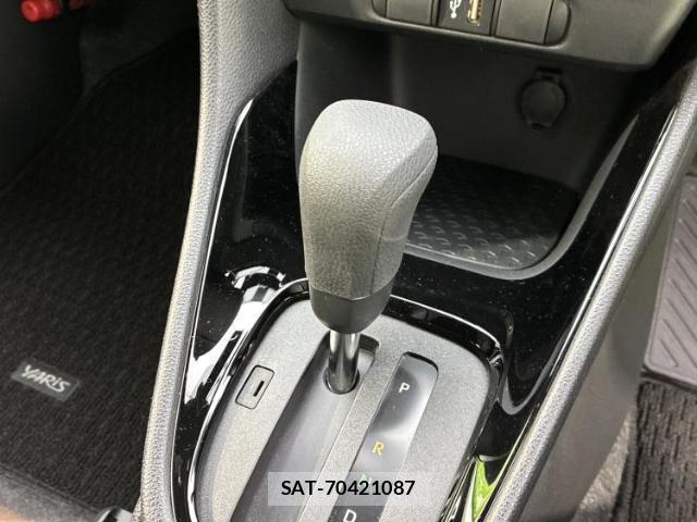 Toyota YARIS 2022-05 8547131-14