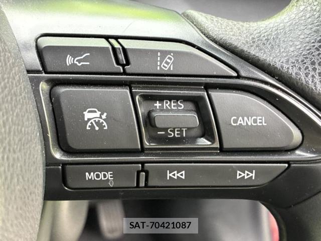 Toyota YARIS 2022-05 8547131-17