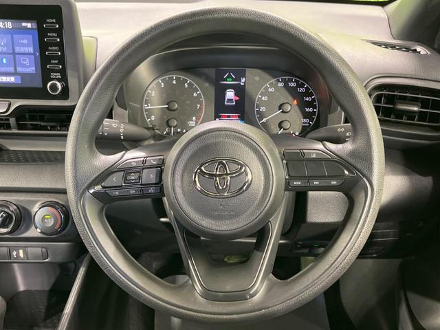 Toyota YARIS 2023-11 8547293-11