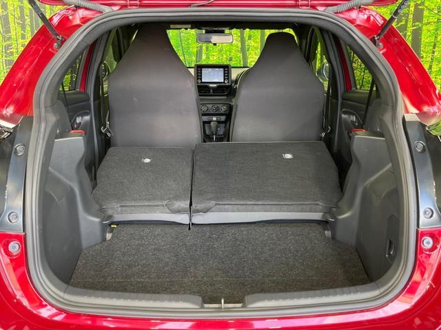 Toyota YARIS 2023-11 8547293-9