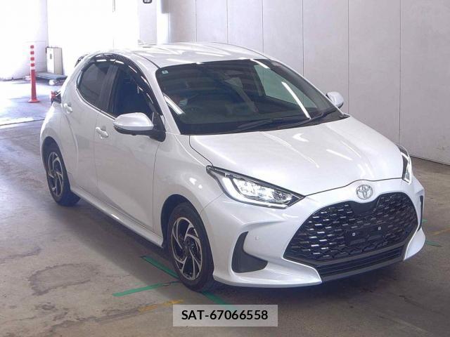 Toyota YARIS 2024-08 8547880-4