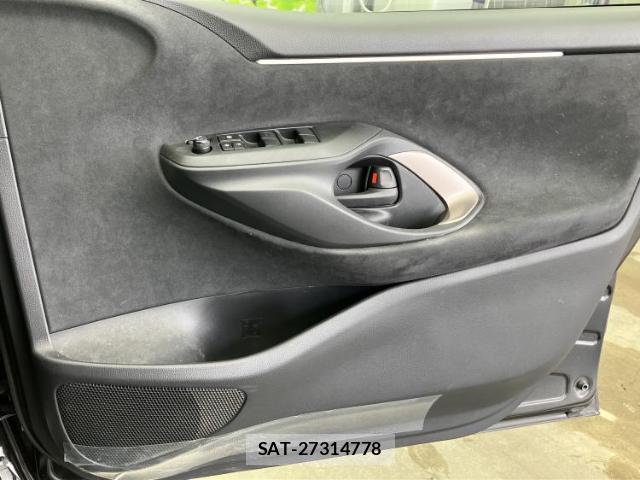 Toyota YARIS 2023-09 8547898-7