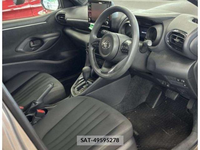Toyota YARIS 2023-06 8548179-2