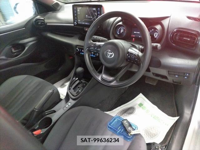 Toyota YARIS 2023-07 8548237-2