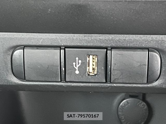 Toyota YARIS 2024-01 8548570-15