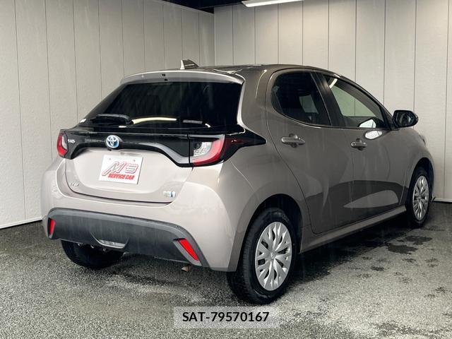 Toyota YARIS 2024-01 8548570-2