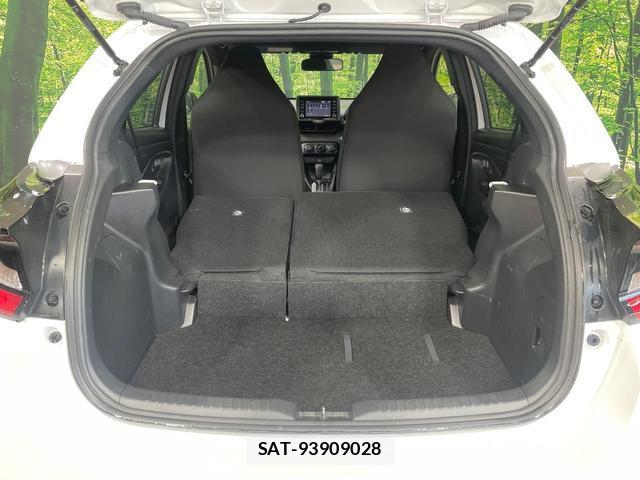 Toyota YARIS 2023-07 8549012-9