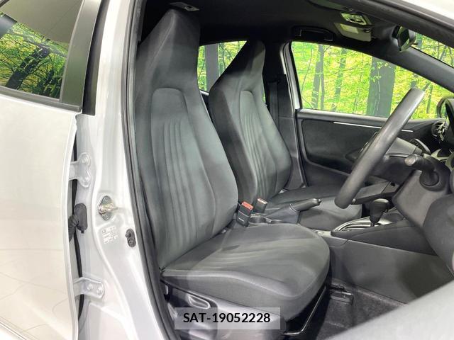 Toyota YARIS 2023-07 8549049-7