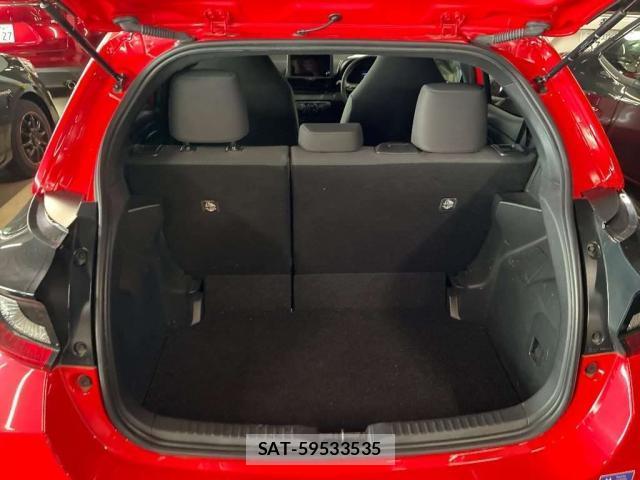 Toyota YARIS 2024-05 8551471-8