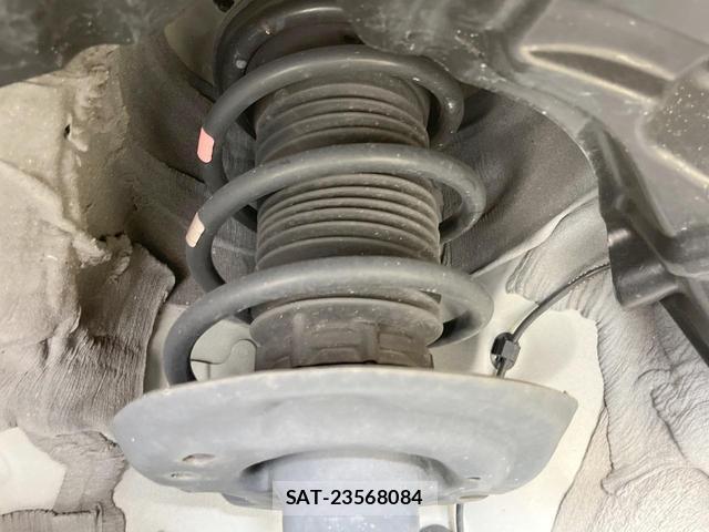 Toyota YARIS 2020-07 8551757-19