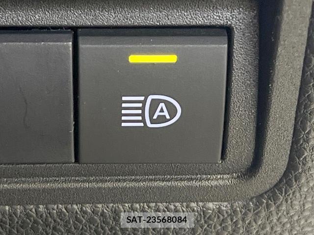 Toyota YARIS 2020-07 8551757-6