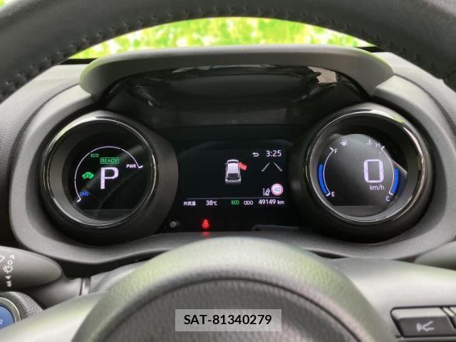 Toyota YARIS 2020-06 8552254-13