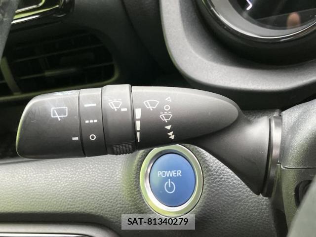 Toyota YARIS 2020-06 8552254-16