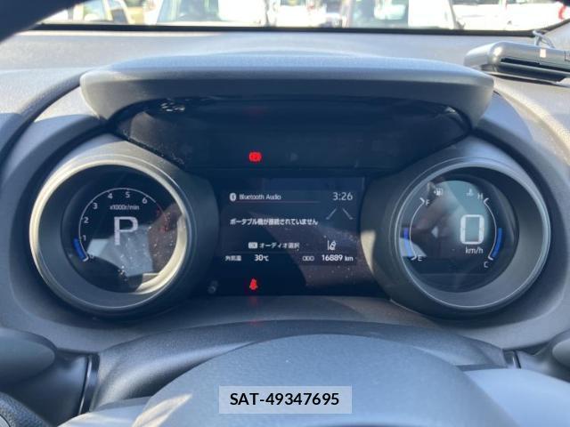 Toyota YARIS 2022-04 8552354-13