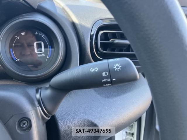 Toyota YARIS 2022-04 8552354-15