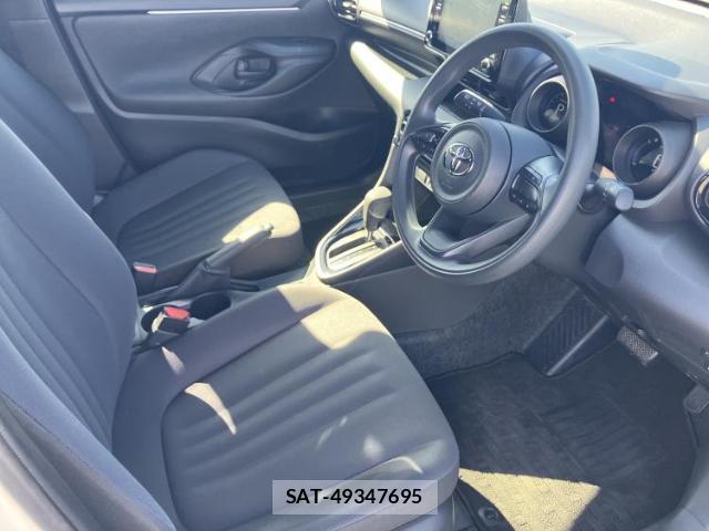 Toyota YARIS 2022-04 8552354-3