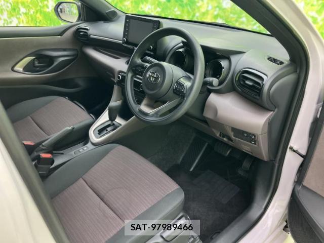 Toyota YARIS 2023-11 8552640-3