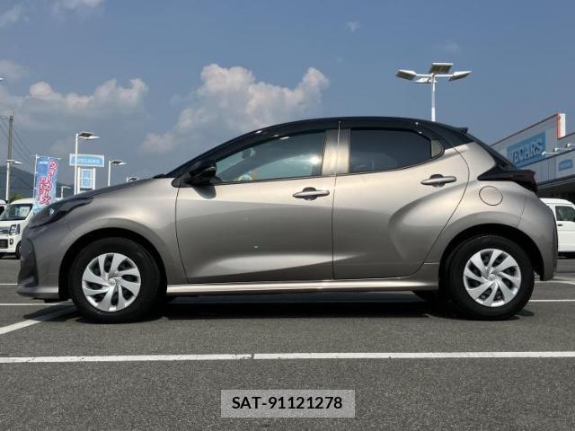 Toyota YARIS 2023-07 8552699-1