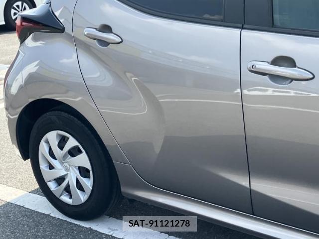 Toyota YARIS 2023-07 8552699-4