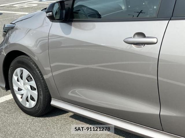 Toyota YARIS 2023-07 8552699-5