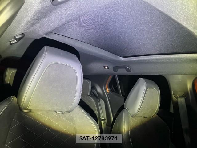 Peugeot 2008 2022-03 8651329-15