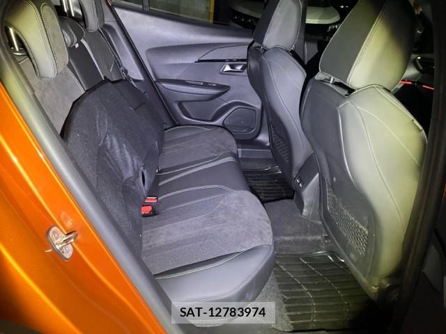 Peugeot 2008 2022-03 8651329-6