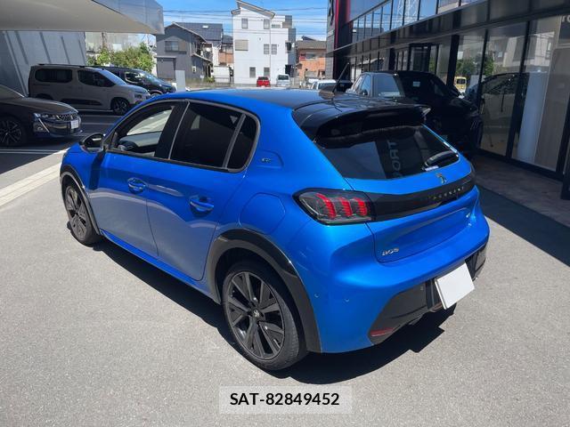Peugeot 208 2022-07 8646806-9