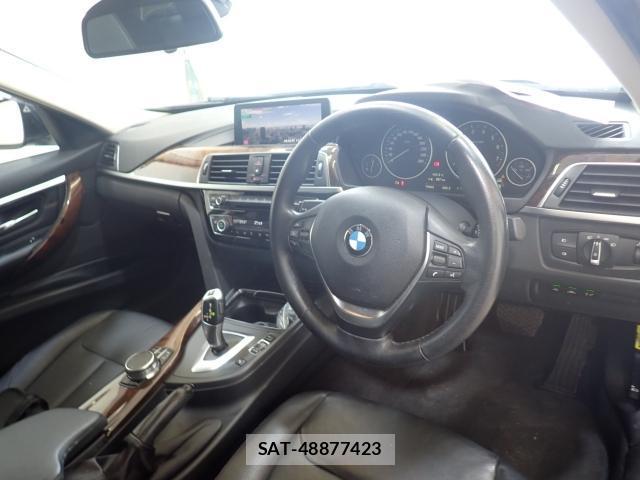 Bmw 3 SERIES 2018-06 8648961-2