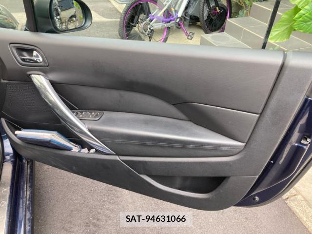 Peugeot 308 2011-05 8648509-9