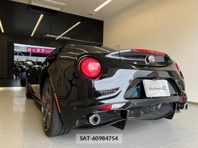 ALFA ROMEO 4C 2021-07 8648741-14
