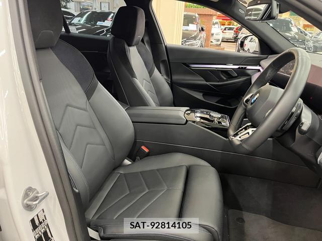 Bmw 5 SERIES 2024-10 8647914-3