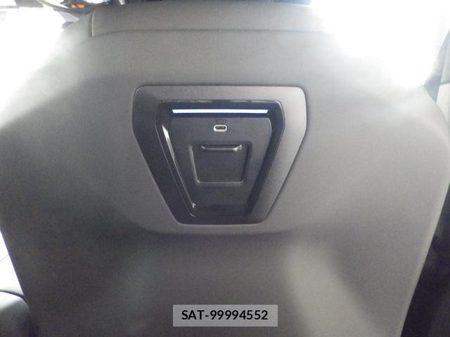 Bmw 5 SERIES 2025-04 8653890-19