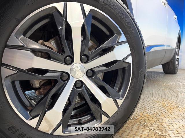 Peugeot 5008 2022-03 8646887-14