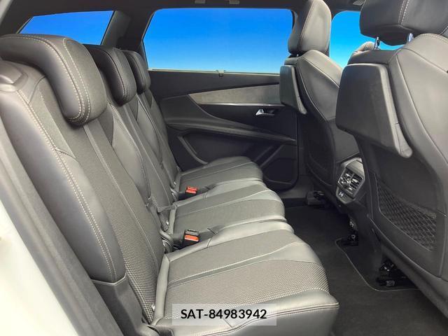 Peugeot 5008 2022-03 8646887-9