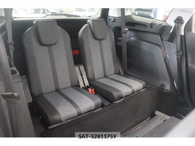 Peugeot 5008 2018-05 8649398-8