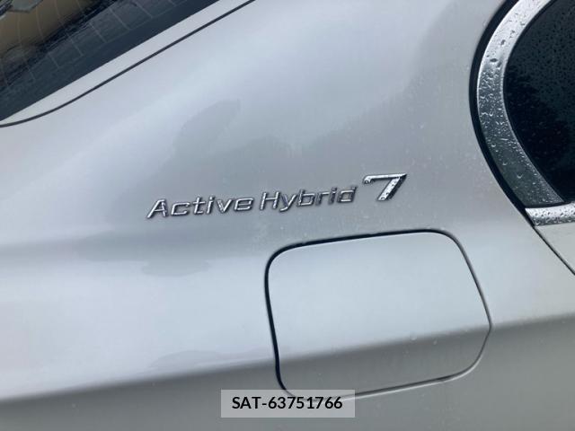 Bmw 7 SERIES 2014-03 8648440-5
