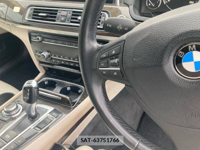 Bmw 7 SERIES 2014-03 8648440-9