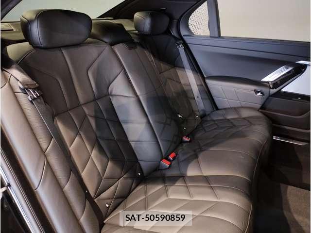 Bmw 7 SERIES 2025-11 8652082-10
