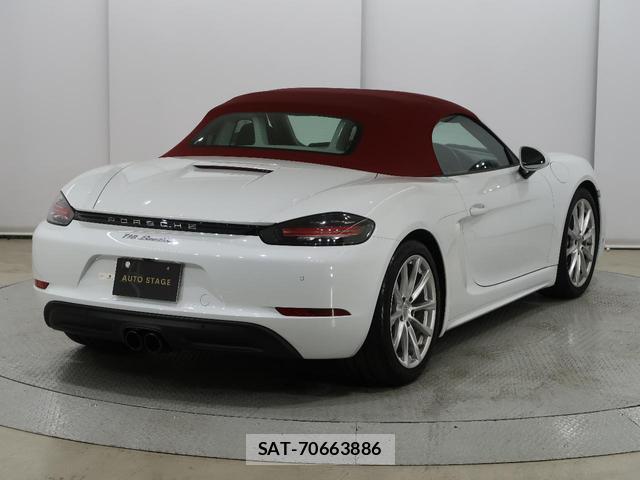 Porsche 718 Boxster 2019-10 8649416-12