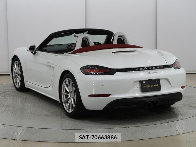 Porsche 718 Boxster 2019-10 8649416-13