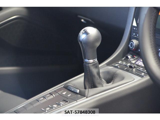 Porsche 718 Cayman 2021-12 8649147-15