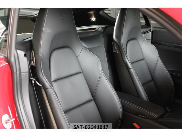 Porsche 718 Cayman 2023-07 8649148-12