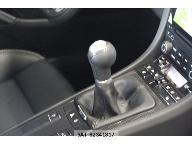 Porsche 718 Cayman 2023-07 8649148-14