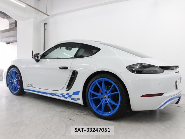 Porsche 718 Cayman 2018-05 8649601-6