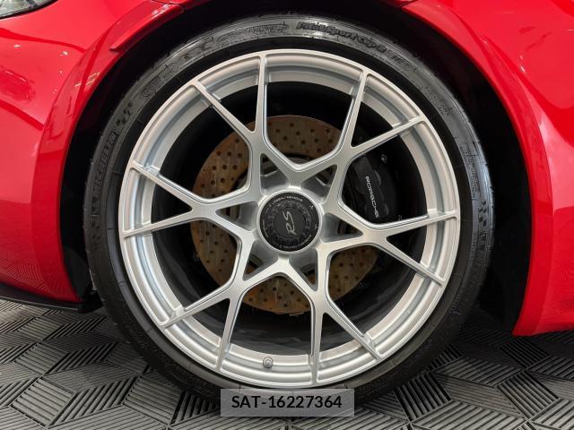 Porsche 718 Cayman 2023-11 8650148-15