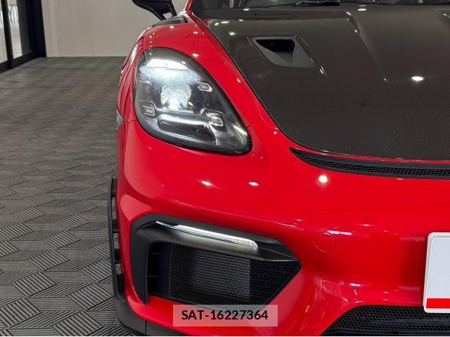Porsche 718 Cayman 2023-11 8650148-16