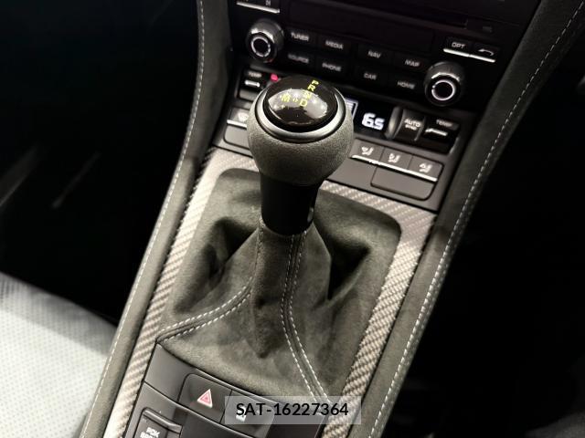 Porsche 718 Cayman 2023-11 8650148-8