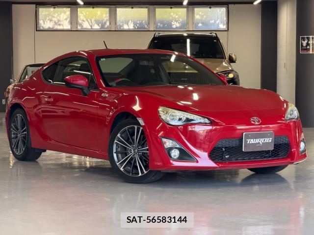 Toyota 86 2014-03 8647715-11