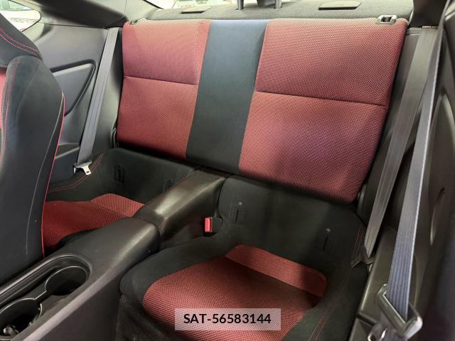 Toyota 86 2014-03 8647715-6